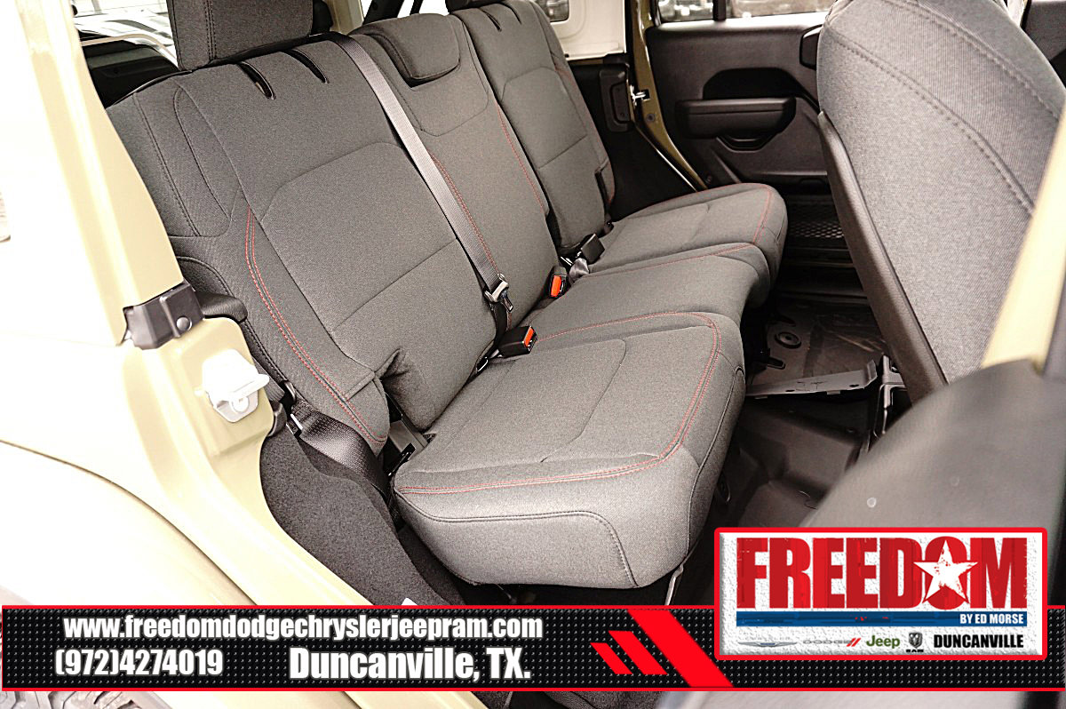 New 2026 Jeep Wrangler Unlimited Rubicon image 16