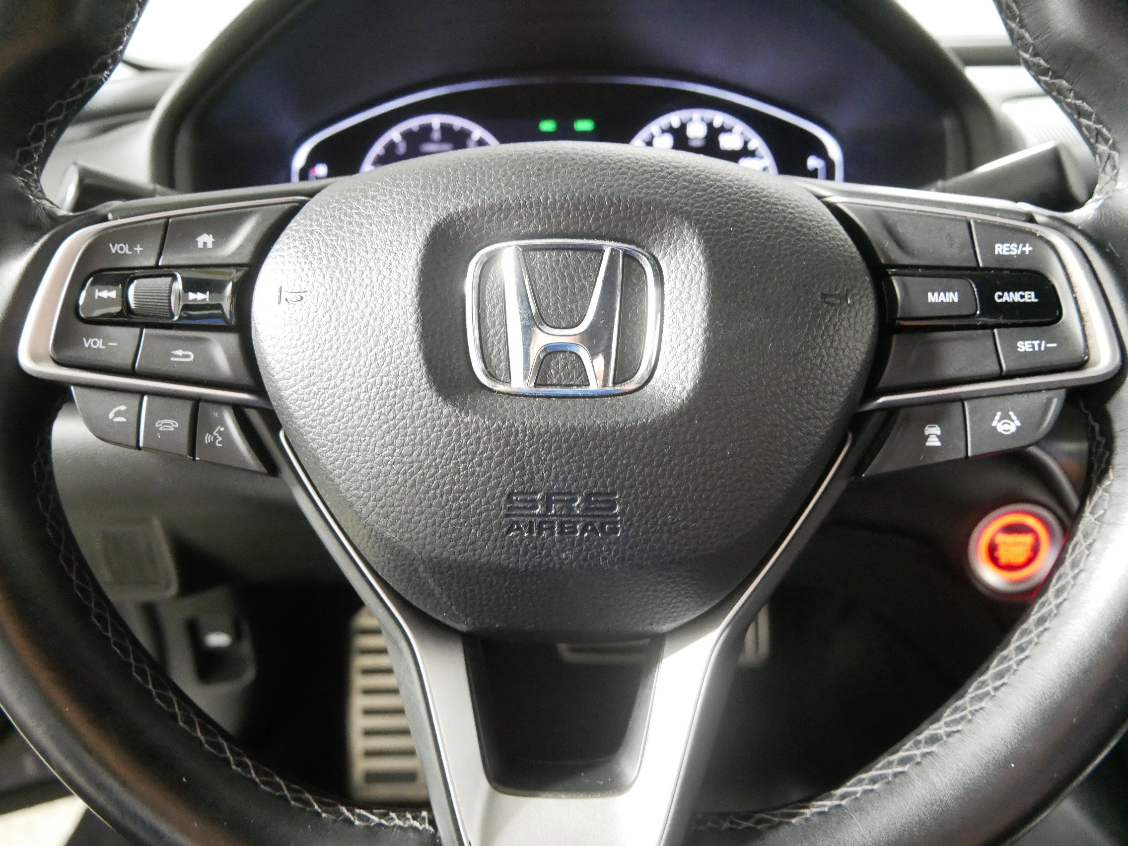 Used 2018 Honda Accord Sport image 25