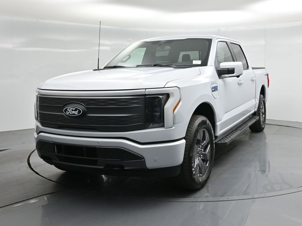 New 2025 Ford F150 Lightning Lariat image 55