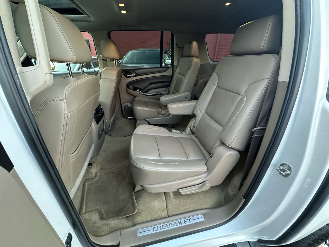 Used 2016 Chevrolet Suburban LT w/ LT Signature Package image 36