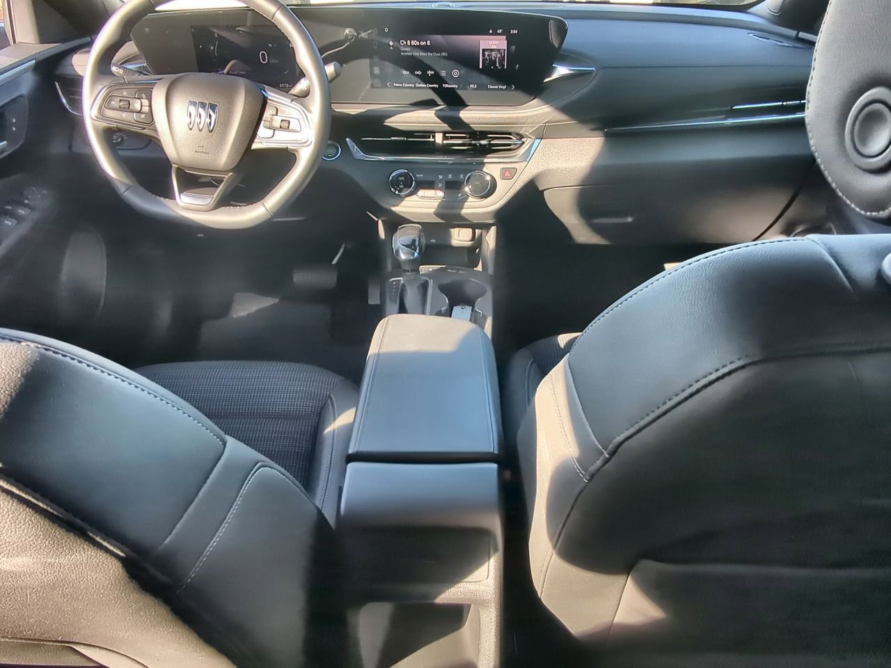 Used 2025 Buick Envista Preferred w/ Convenience I Package image 19