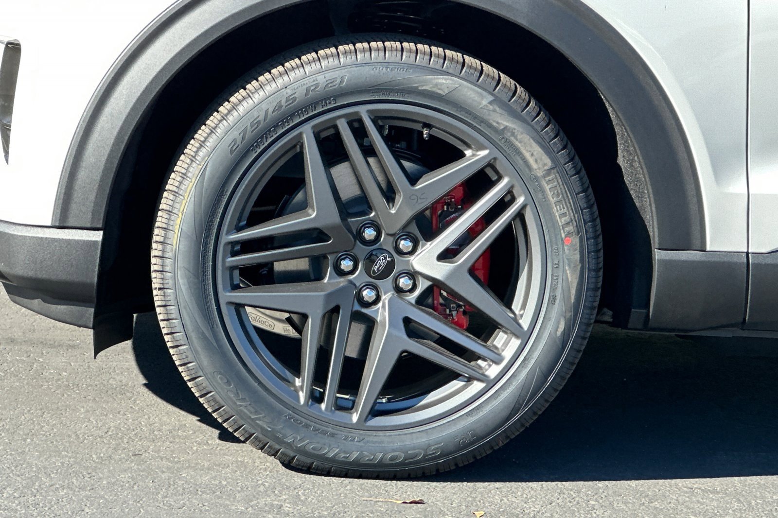 New 2026 Ford Explorer ST-Line w/ ST-Line Street Pack image 27