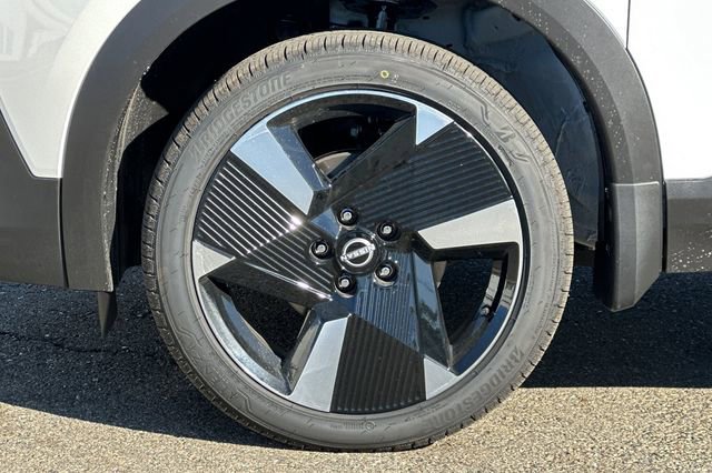 New 2026 Nissan Kicks SR image 25