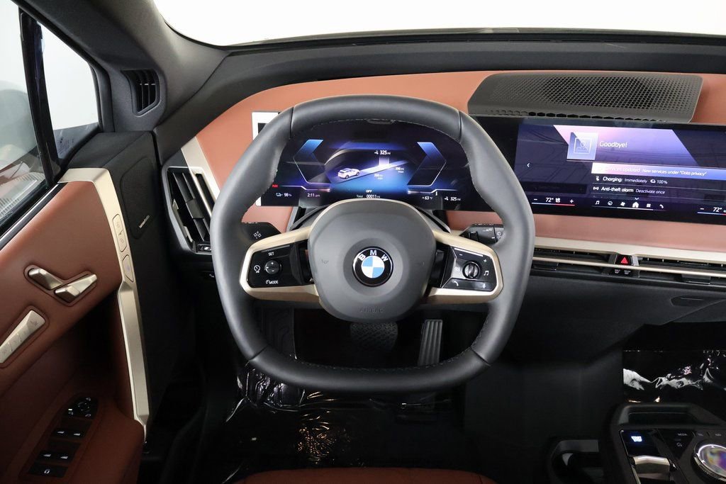 New 2026 BMW iX xDrive60 image 3