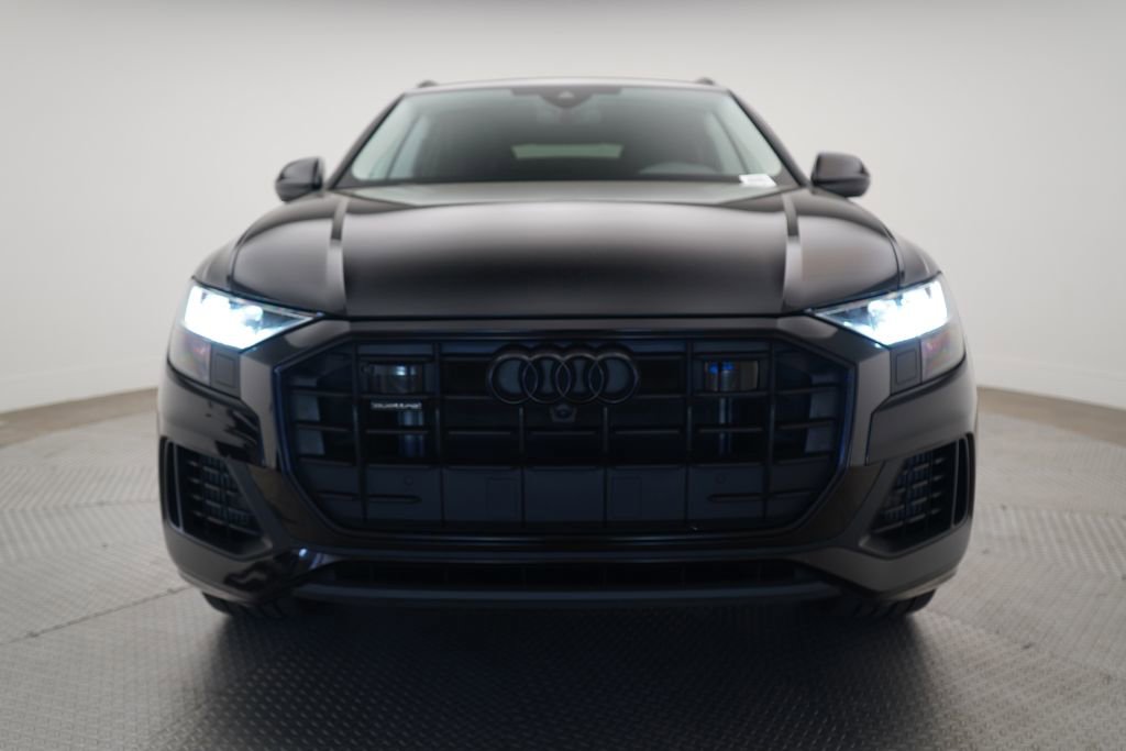 Used 2023 Audi Q8 Premium w/ Convenience Package image 5