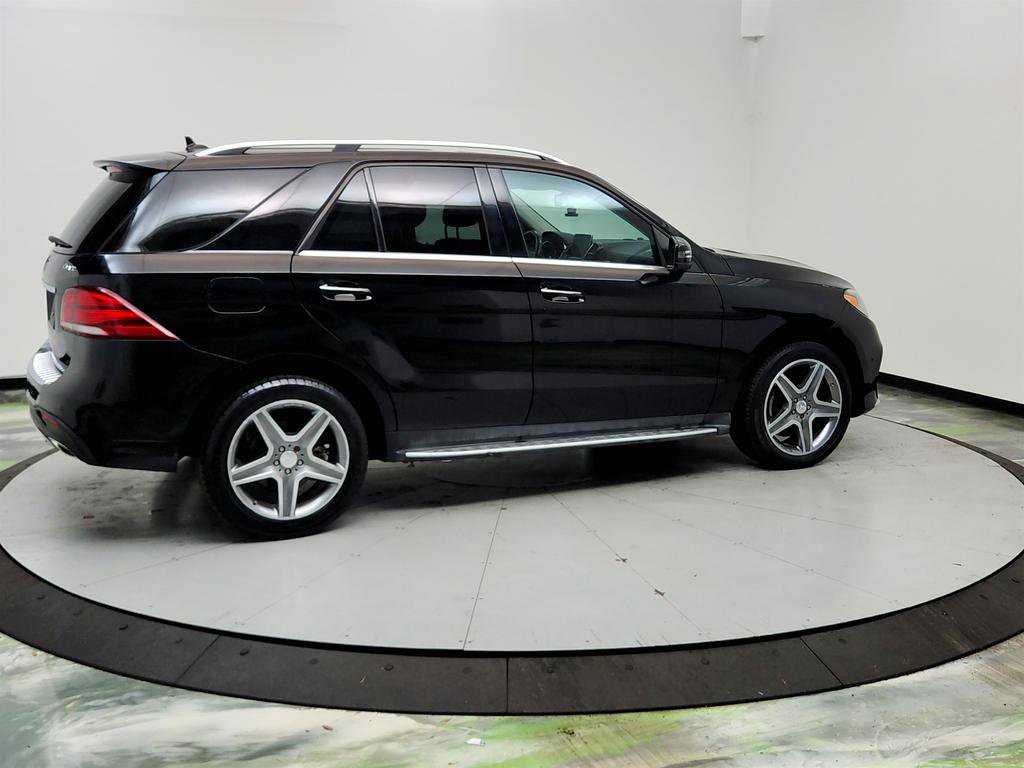 Used 2016 Mercedes-Benz GLE 400 4MATIC w/ Parking Assist Package image 5