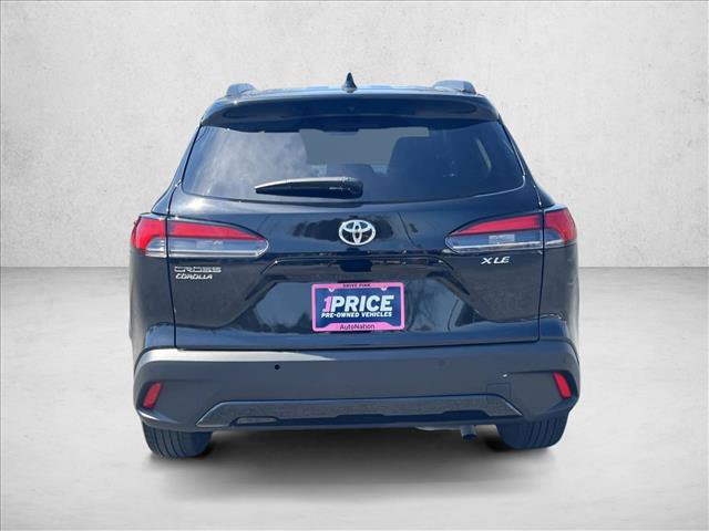 Certified 2025 Toyota Corolla Cross XLE image 6