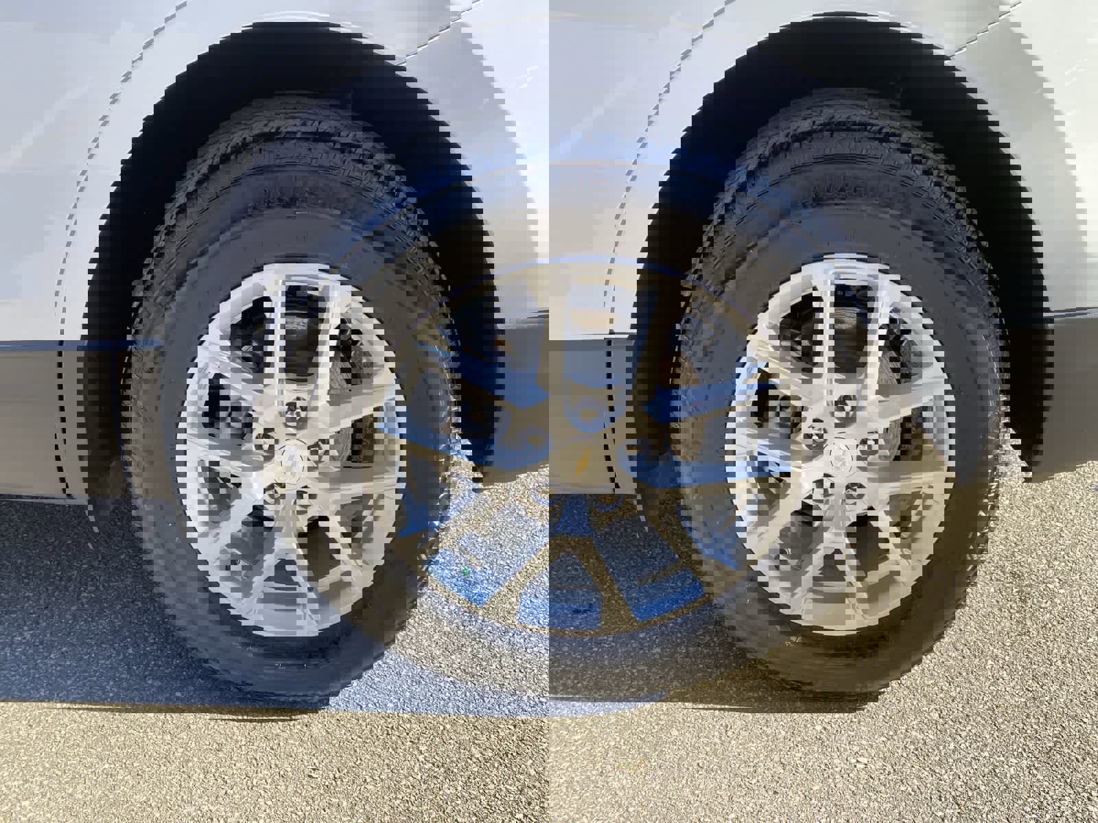 Used 2024 Chevrolet Equinox LT image 15