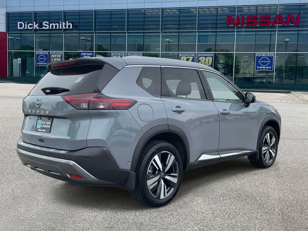 Used 2022 Nissan Rogue SL w/ SL Premium Package image 6