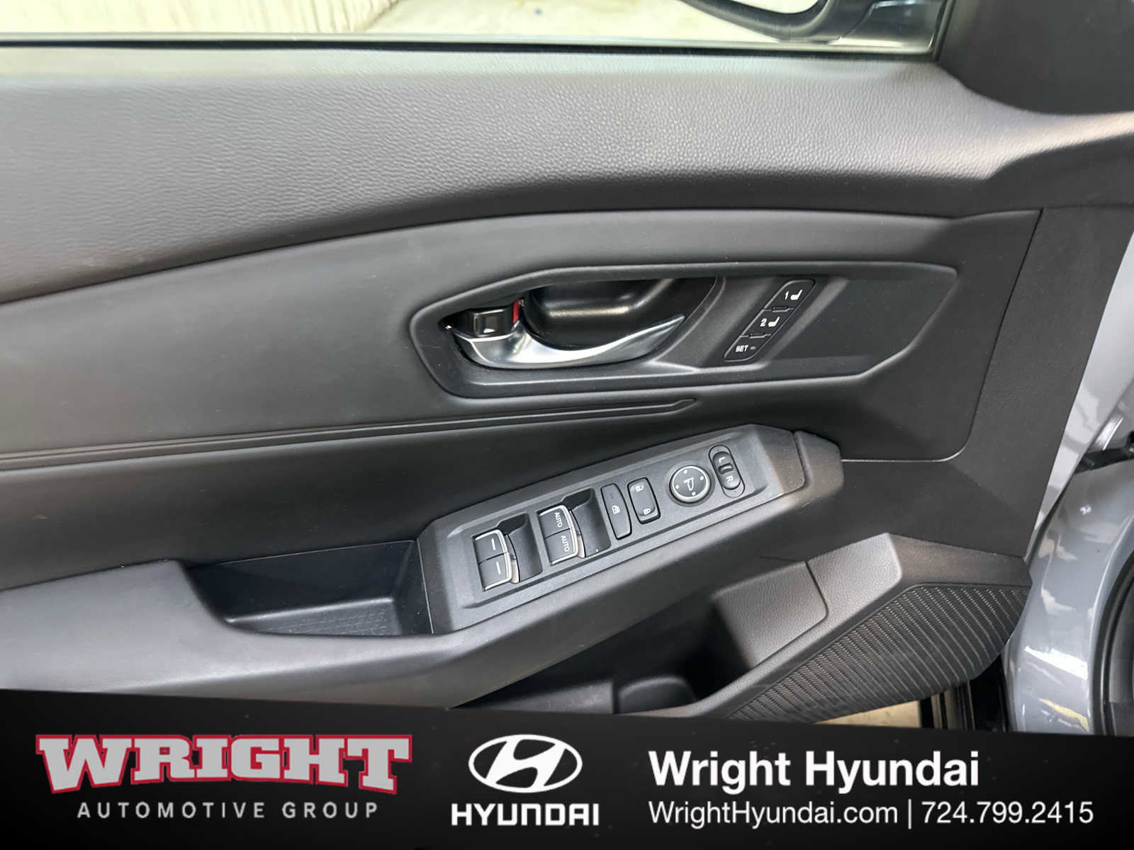 Used 2023 Honda Accord EX-L image 10