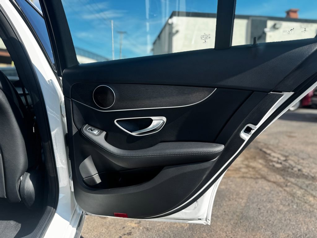 Used 2020 Mercedes-Benz C 300 4MATIC Sedan image 28