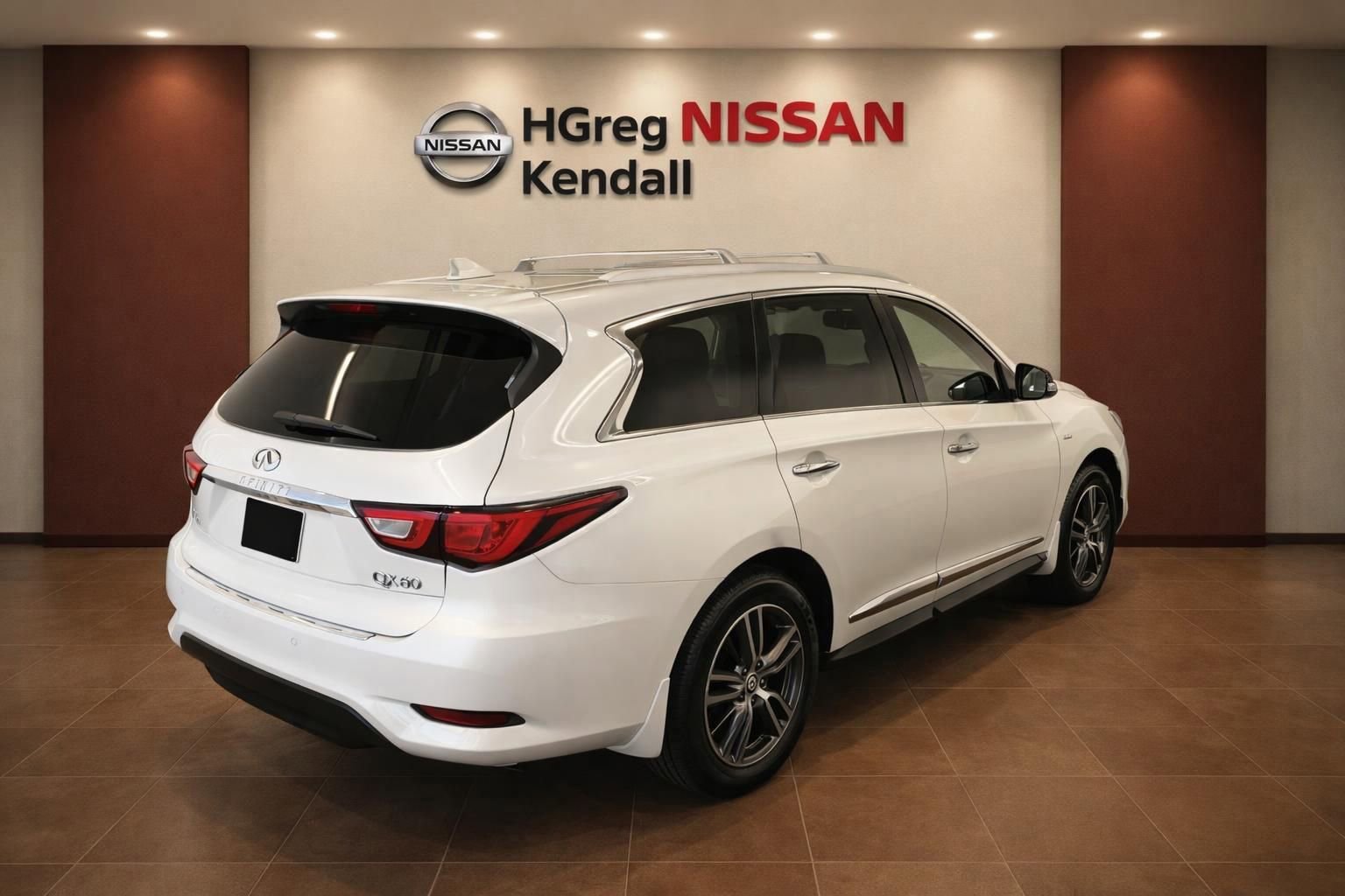 Used 2017 INFINITI QX60 Luxe w/ Premium Plus Package AWD/4WD image 4