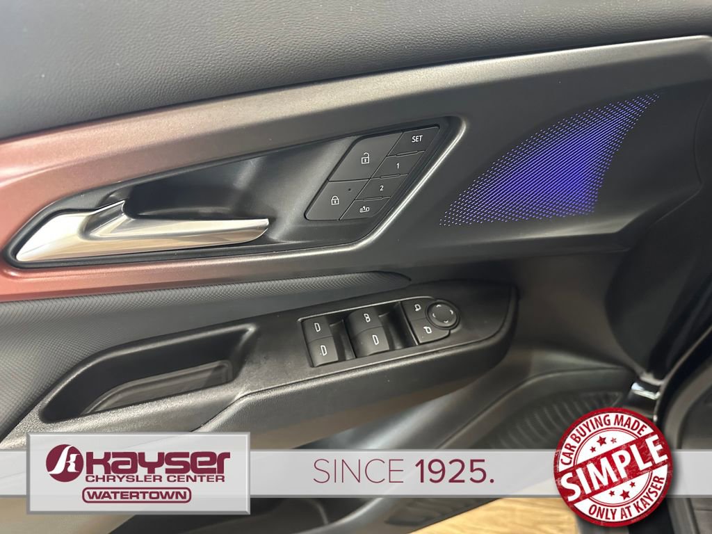 Used 2024 Chevrolet Equinox EV RS image 11