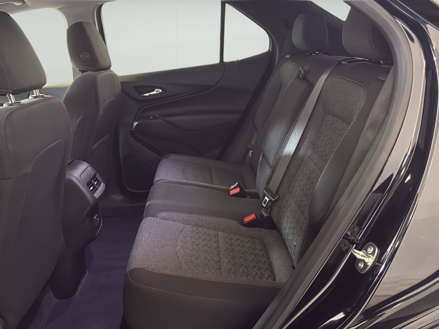 Certified 2024 Chevrolet Equinox LT FWD image 13