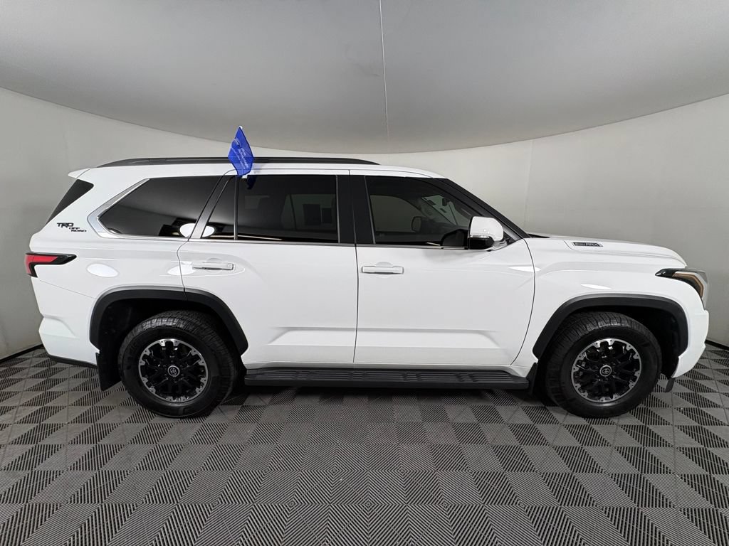 Used 2024 Toyota Sequoia TRD Pro AWD/4WD image 6
