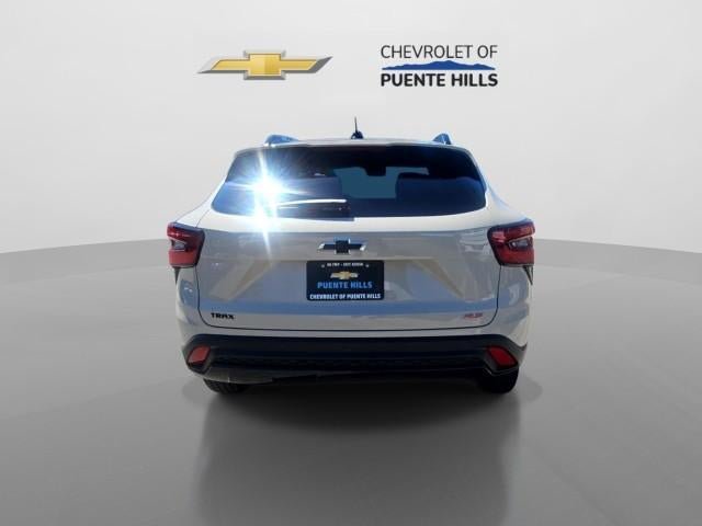 New 2026 Chevrolet Trax RS w/ Driver Confidence Package FWD image 7