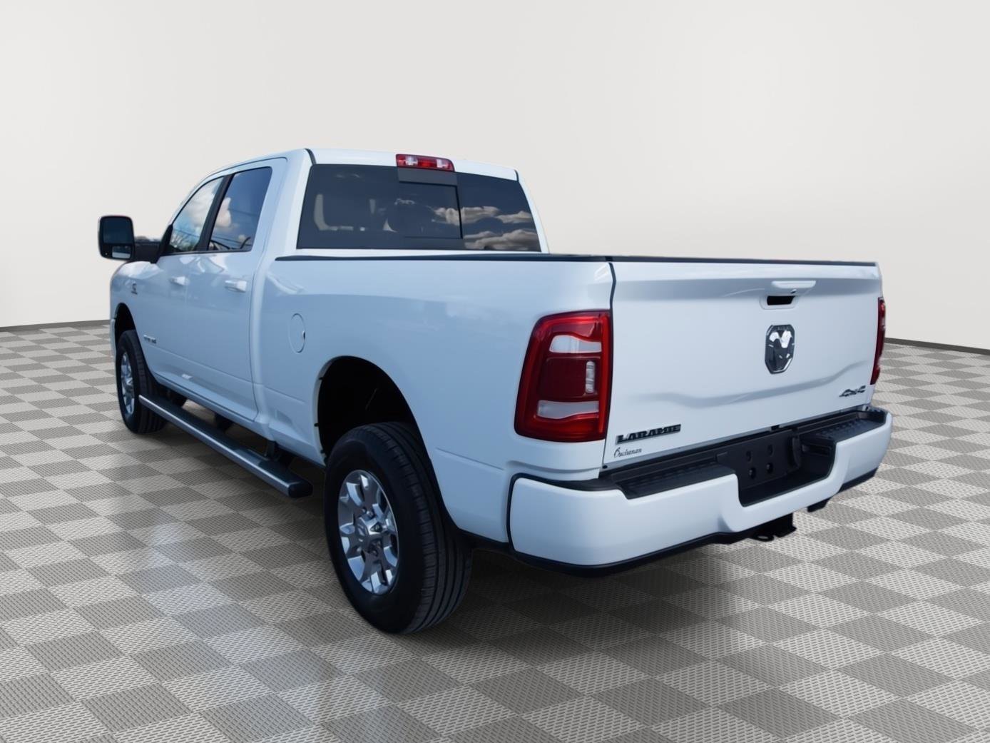 Used 2024 RAM 2500 Laramie image 8