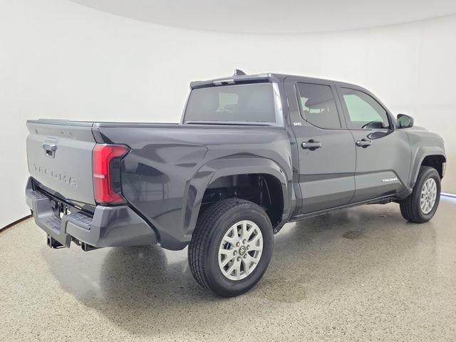 Used 2025 Toyota Tacoma SR5 RWD image 5