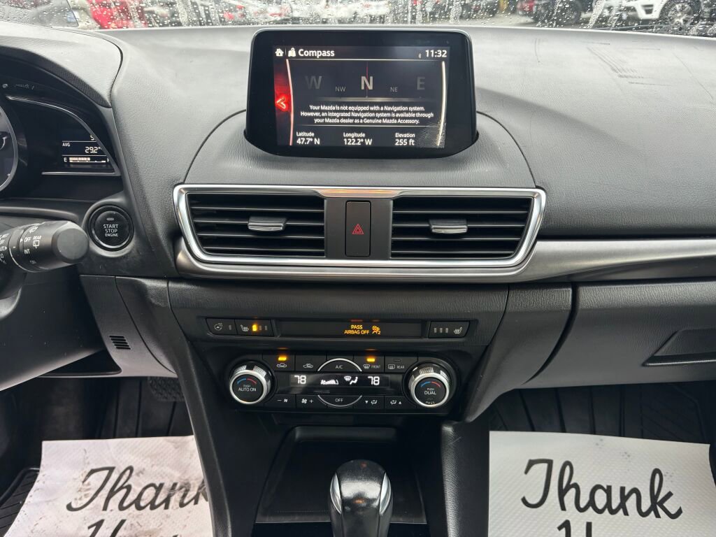 Used 2017 MAZDA MAZDA3 Grand Touring image 17