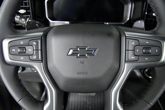 New 2026 Chevrolet Silverado 1500 LT Trail Boss w/ Convenience Package II image 2