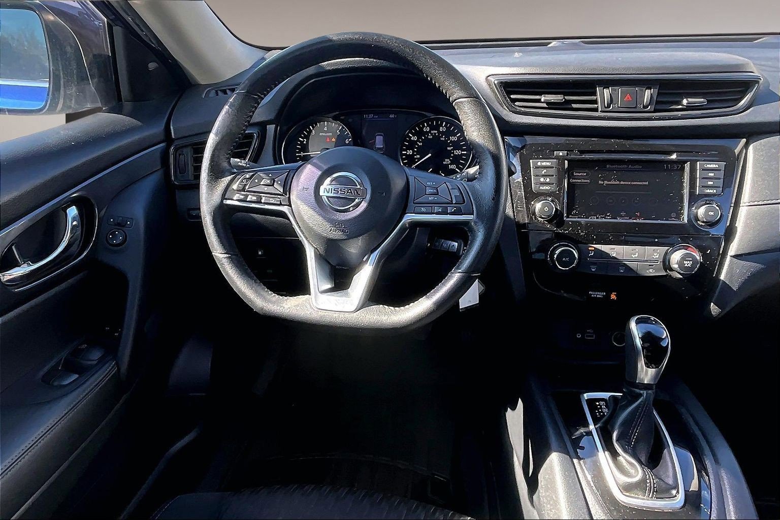 Used 2020 Nissan Rogue S w/ Special Edition Package image 8