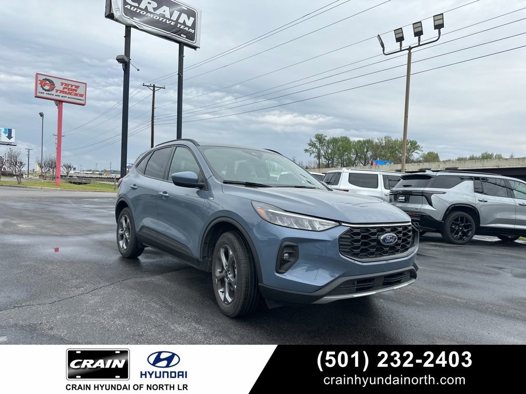 Used 2025 Ford Escape ST-Line Select