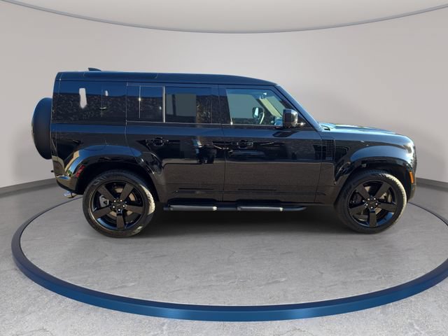 New 2026 Land Rover Defender 110 X-Dynamic SE AWD/4WD image 4