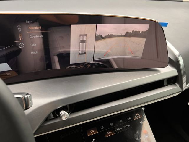 New 2026 Cadillac Vistiq Premium Luxury AWD/4WD image 16