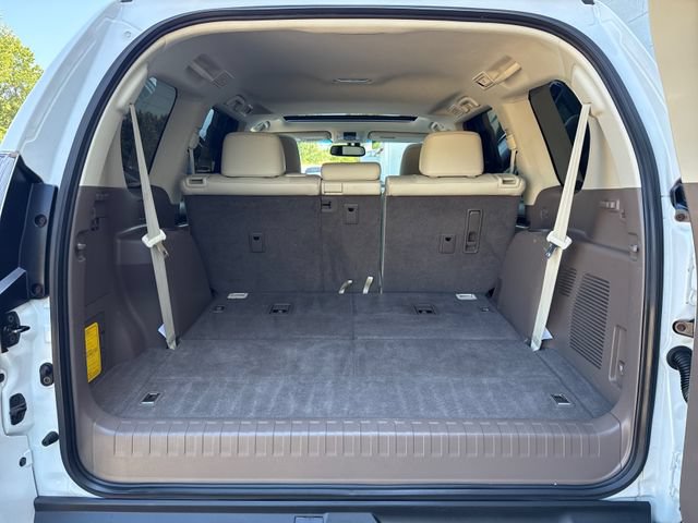Used 2018 Lexus GX 460 Premium w/ Premium Package AWD/4WD image 30