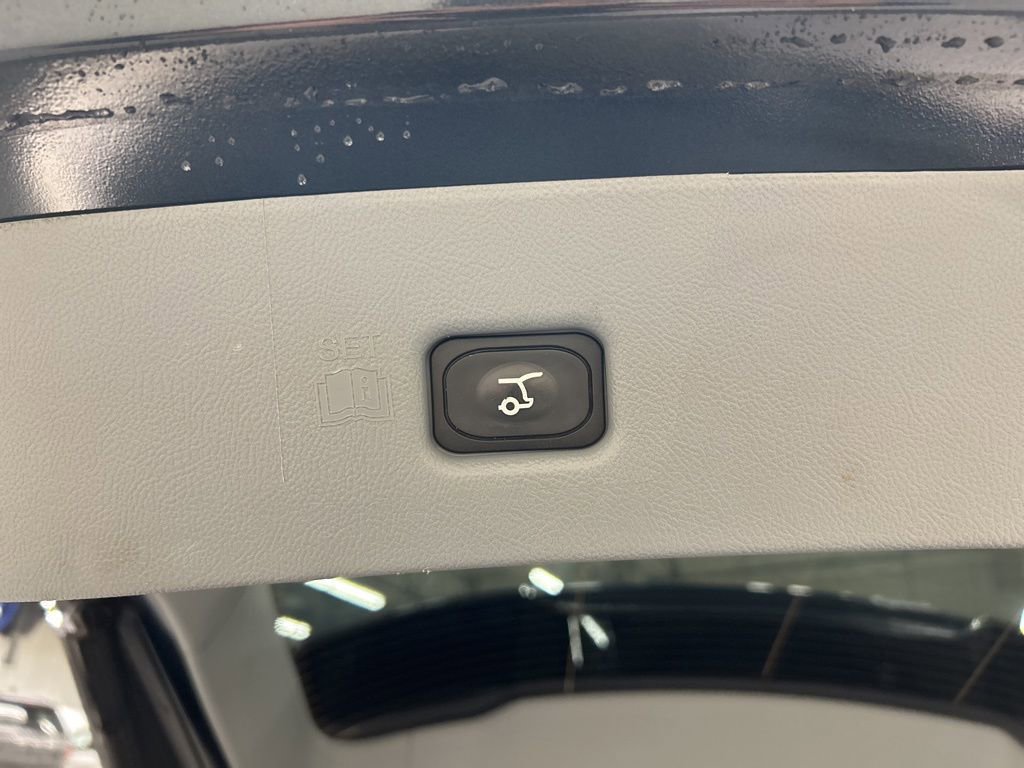 Certified 2022 Lincoln Nautilus Reserve image 30