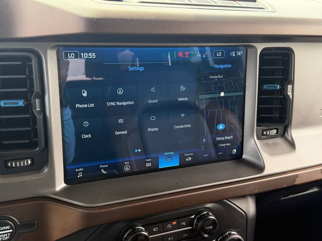 Certified 2022 Ford Bronco Outer Banks w/ Sasquatch Package AWD/4WD image 19