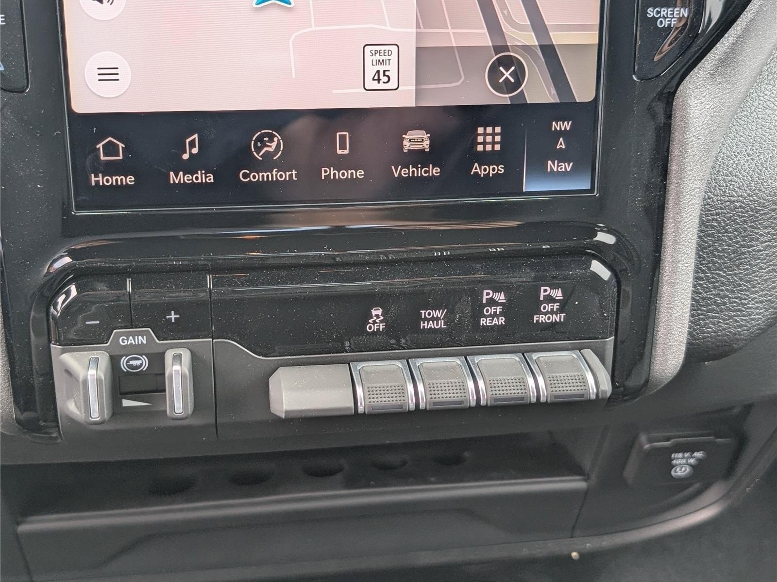 New 2026 RAM 3500 Tradesman AWD/4WD image 21