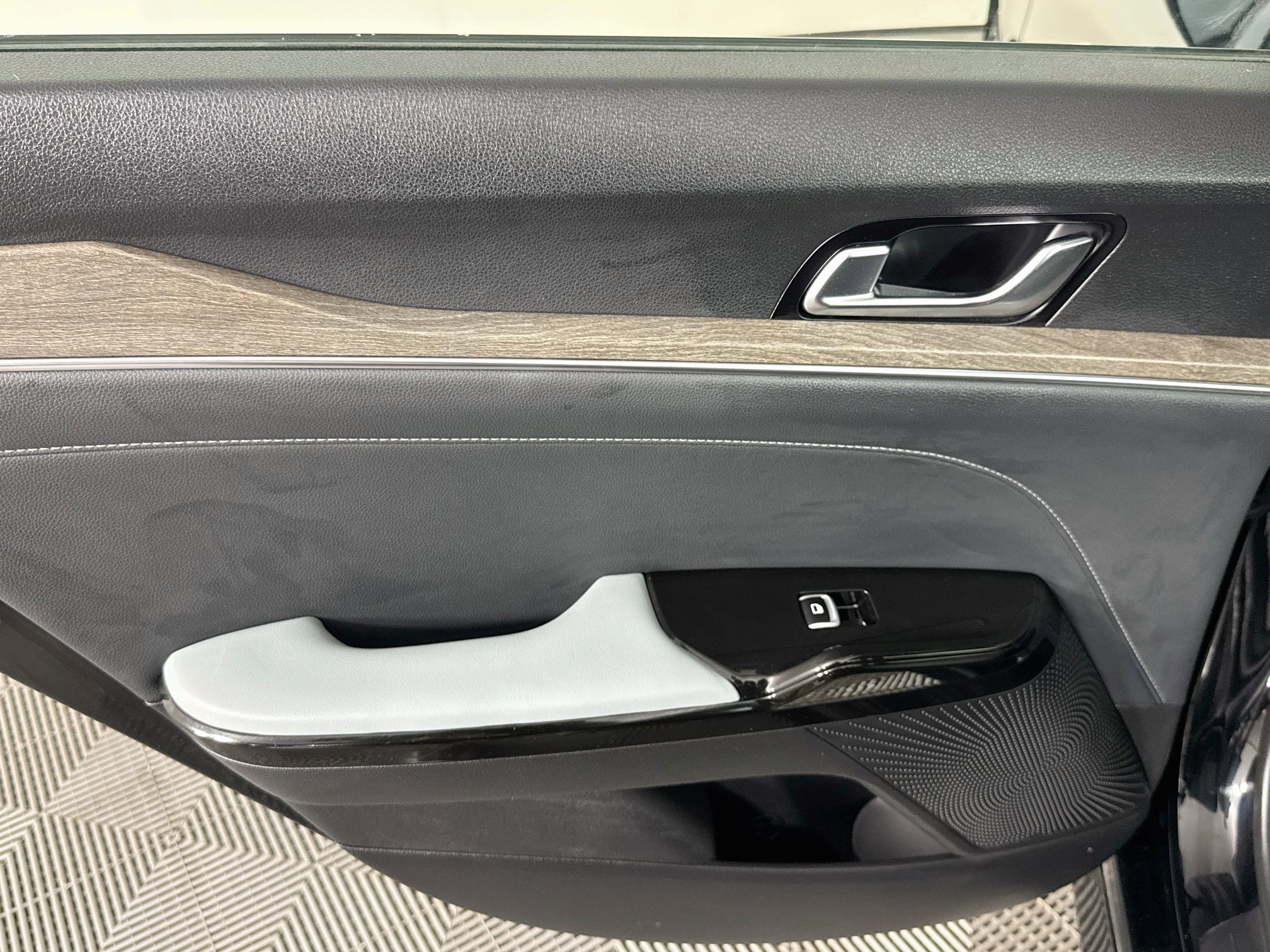 Used 2024 Kia K5 EX FWD image 24