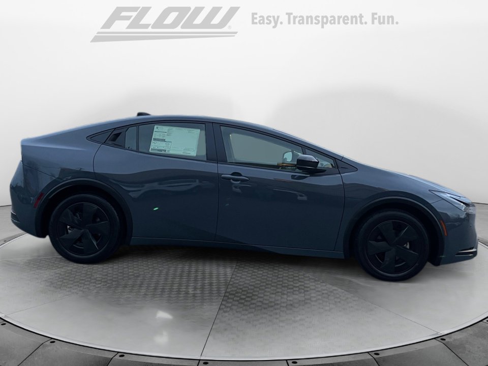 New 2026 Toyota Prius LE image 8