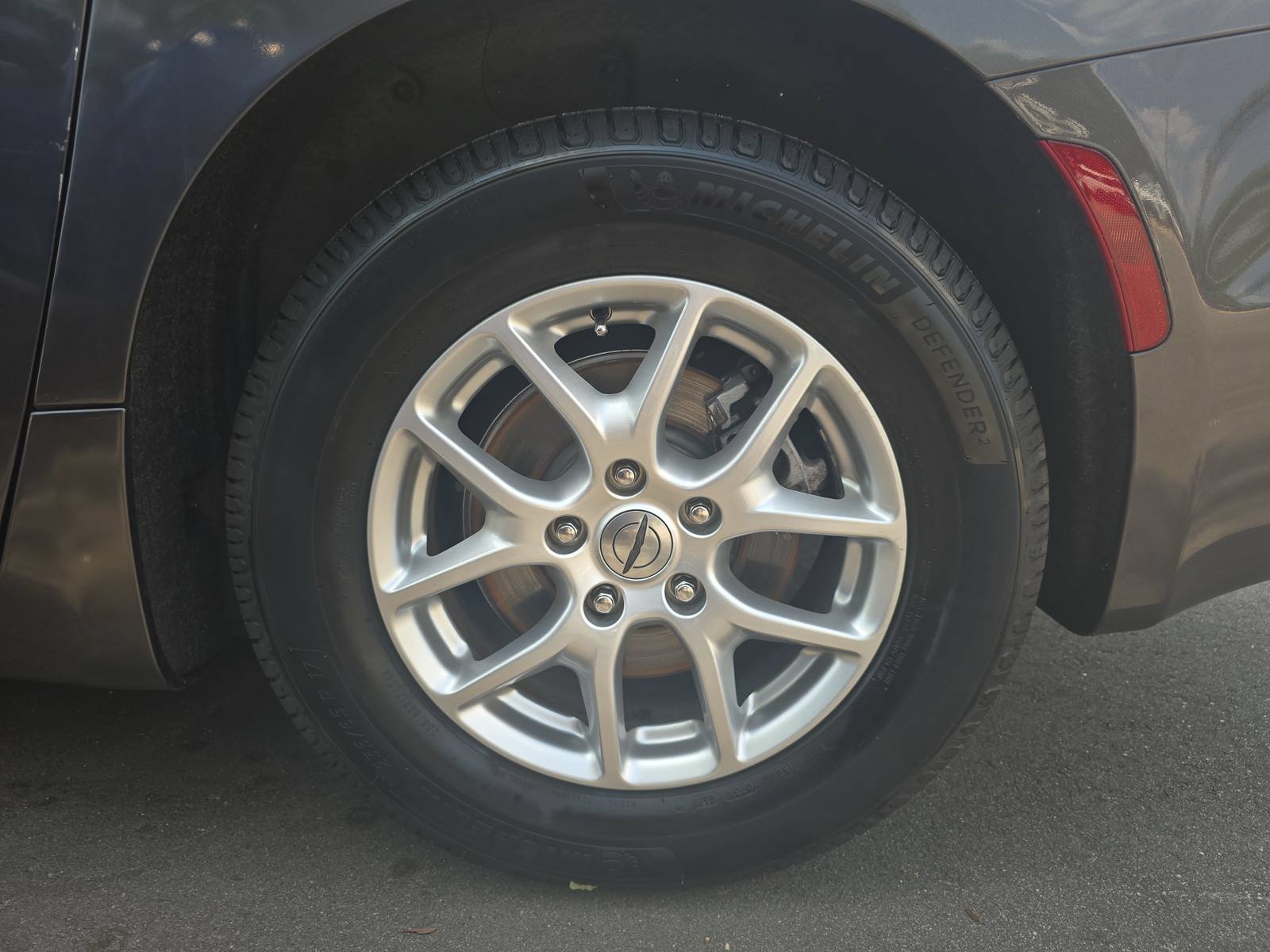 Used 2022 Chrysler Pacifica Touring-L FWD image 35