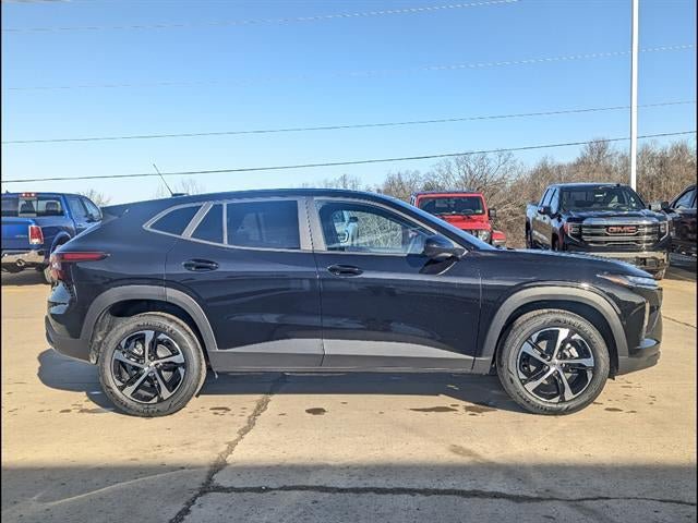 New 2026 Chevrolet Trax RS w/ Driver Confidence Package FWD image 6