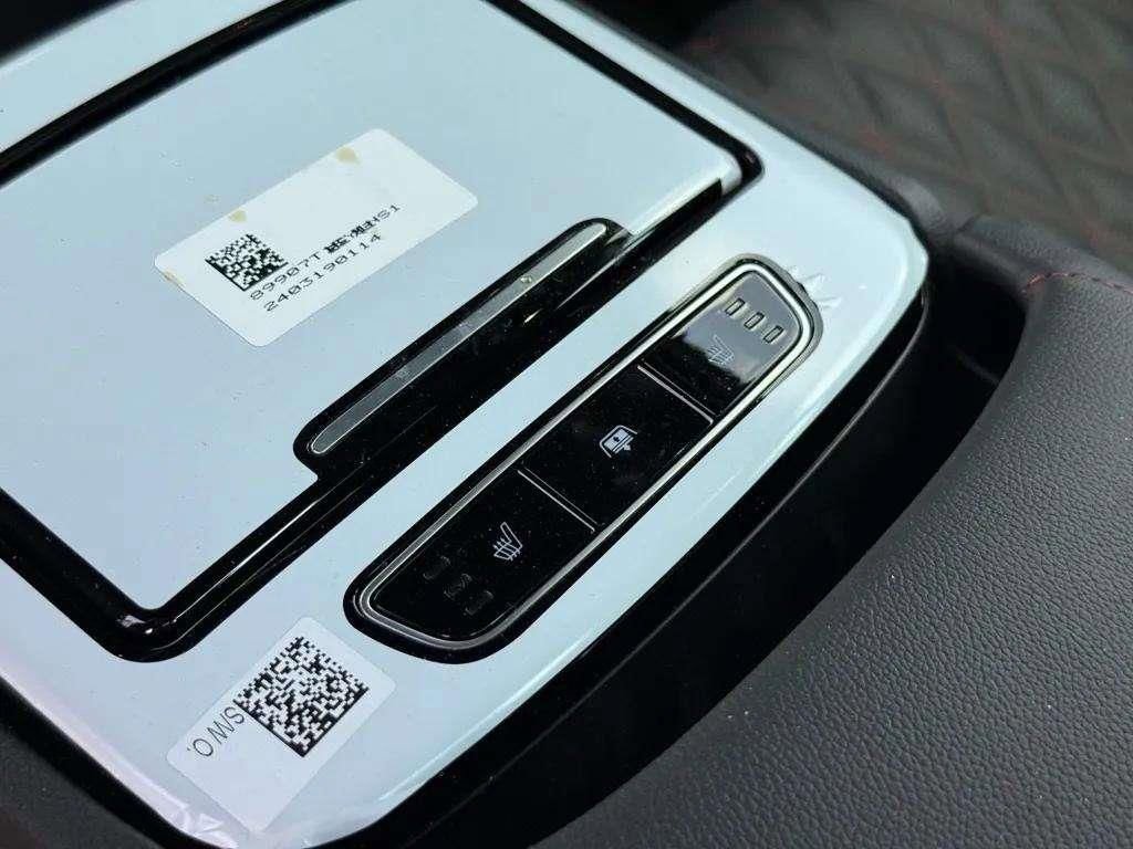 Used 2024 Genesis G80 3.5T Sport image 14