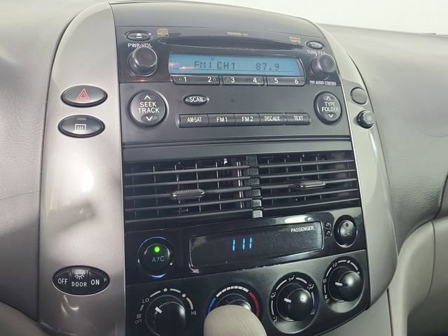 Used 2007 Toyota Sienna LE image 16