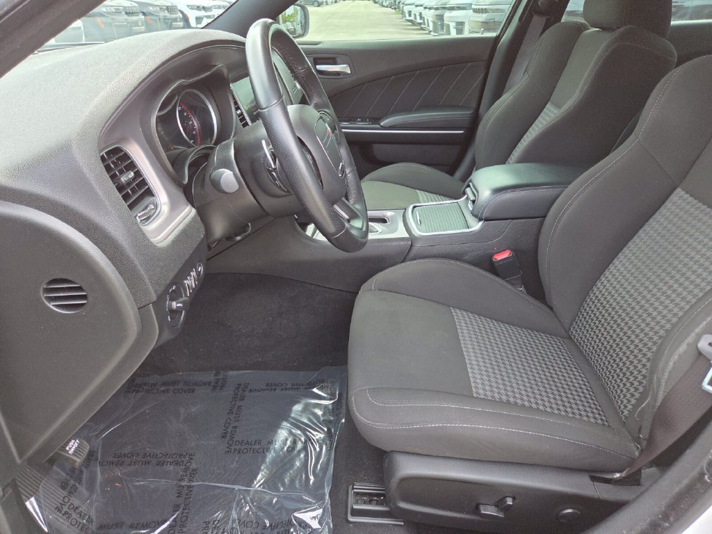 Used 2023 Dodge Charger R/T RWD image 27