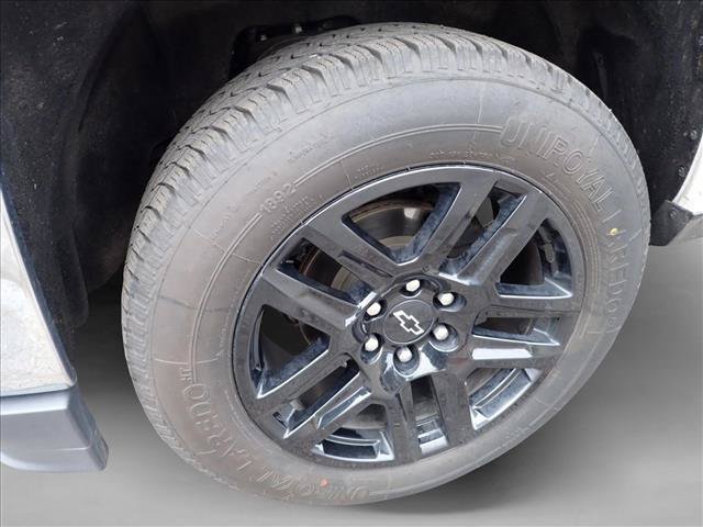 Used 2018 Chevrolet Silverado 1500 LT w/ LT Eassist Package AWD/4WD image 7