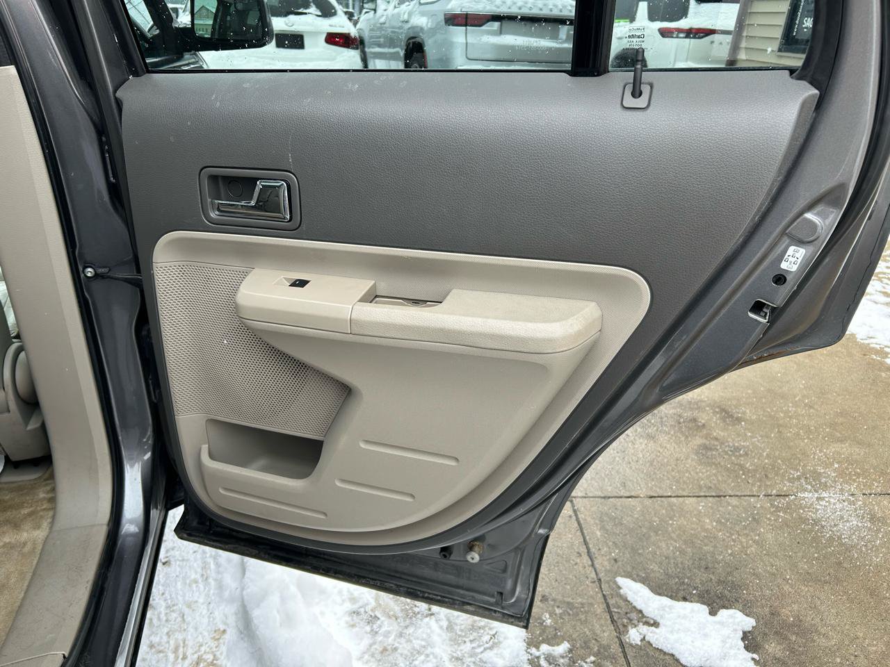 Used 2009 Ford Edge SEL FWD image 15