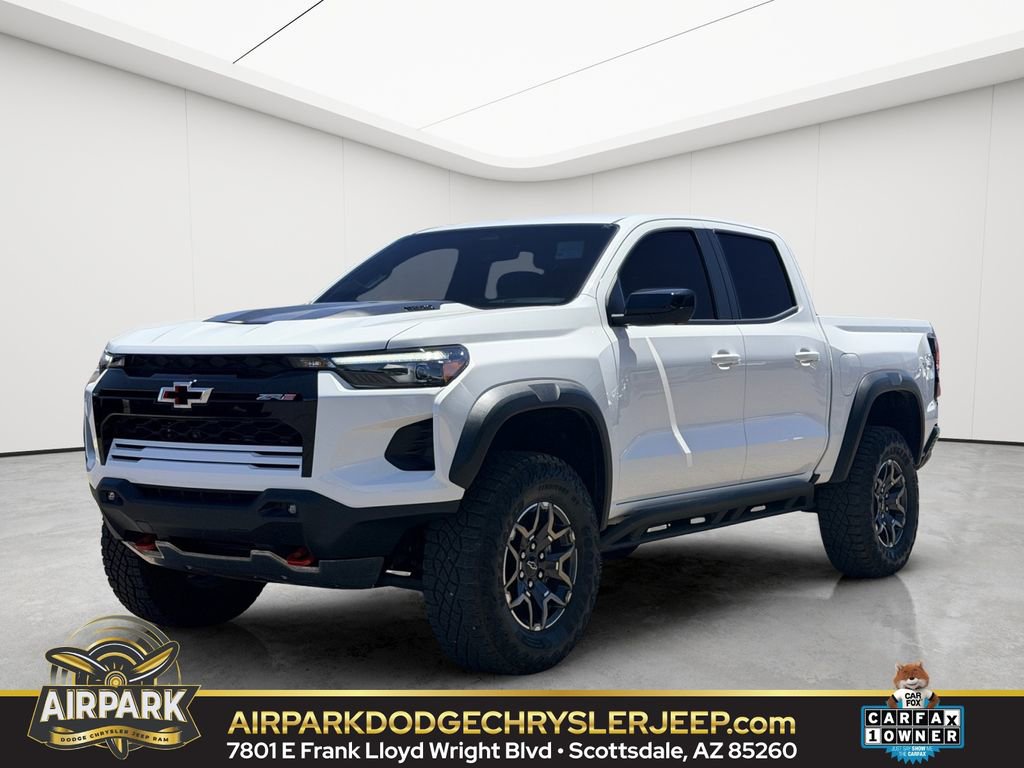Used 2025 Chevrolet Colorado ZR2 w/ Technology Package