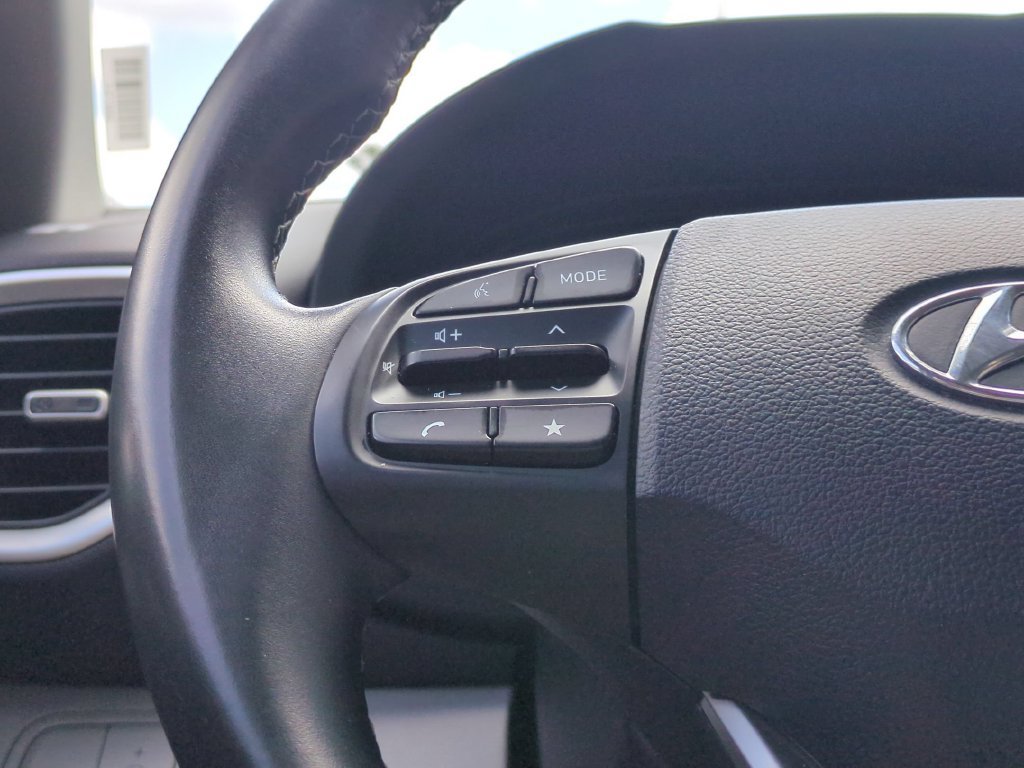 Used 2025 Hyundai Venue SEL FWD image 20