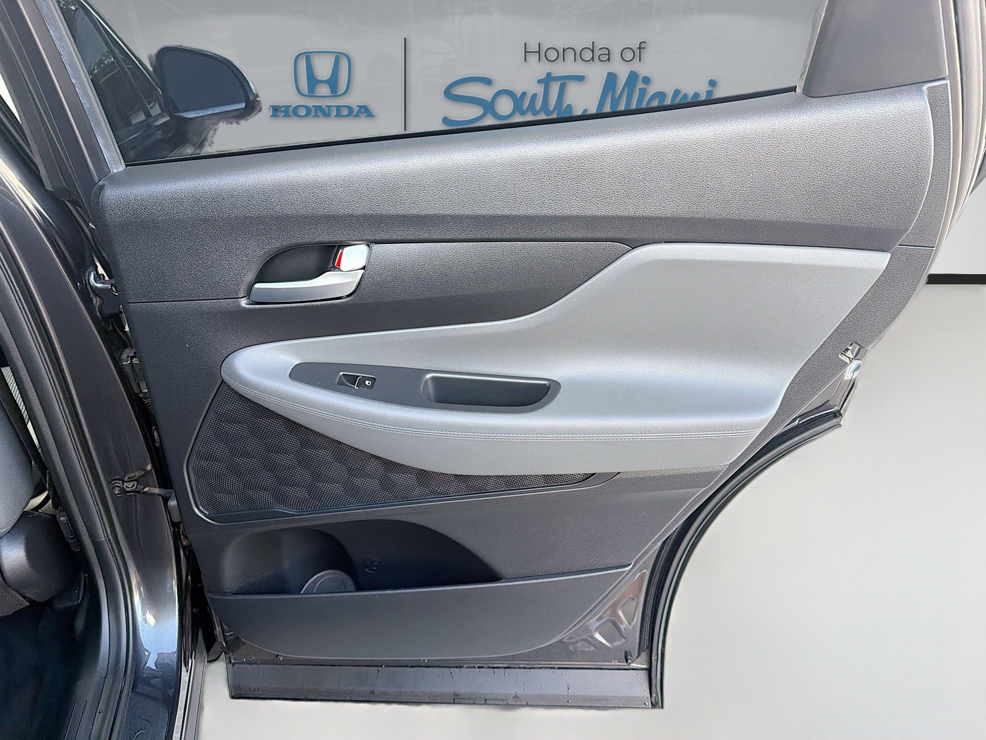 Used 2021 Hyundai Santa Fe SEL w/ Cargo Package image 30