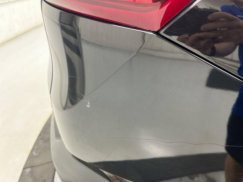 Used 2018 Chevrolet Traverse LT AWD/4WD image 34