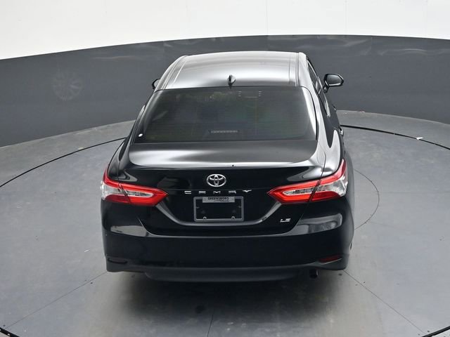 Used 2020 Toyota Camry LE image 23