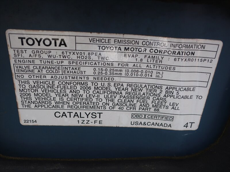 Used 2006 Toyota Matrix XR FWD image 33
