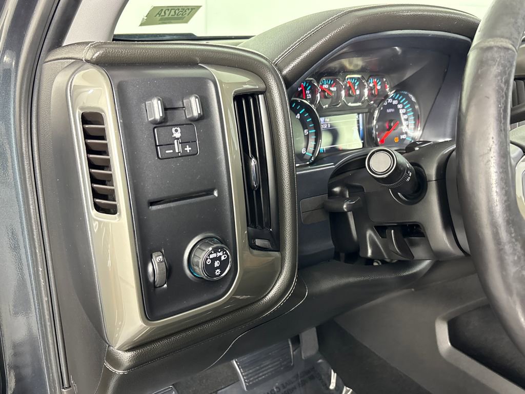 Used 2018 Chevrolet Silverado 1500 High Country image 12