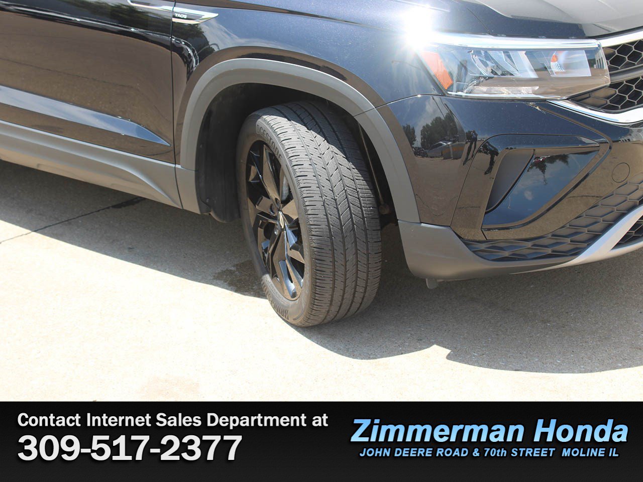 Used 2023 Volkswagen Taos SE w/ Panoramic Sunroof Package AWD/4WD image 21