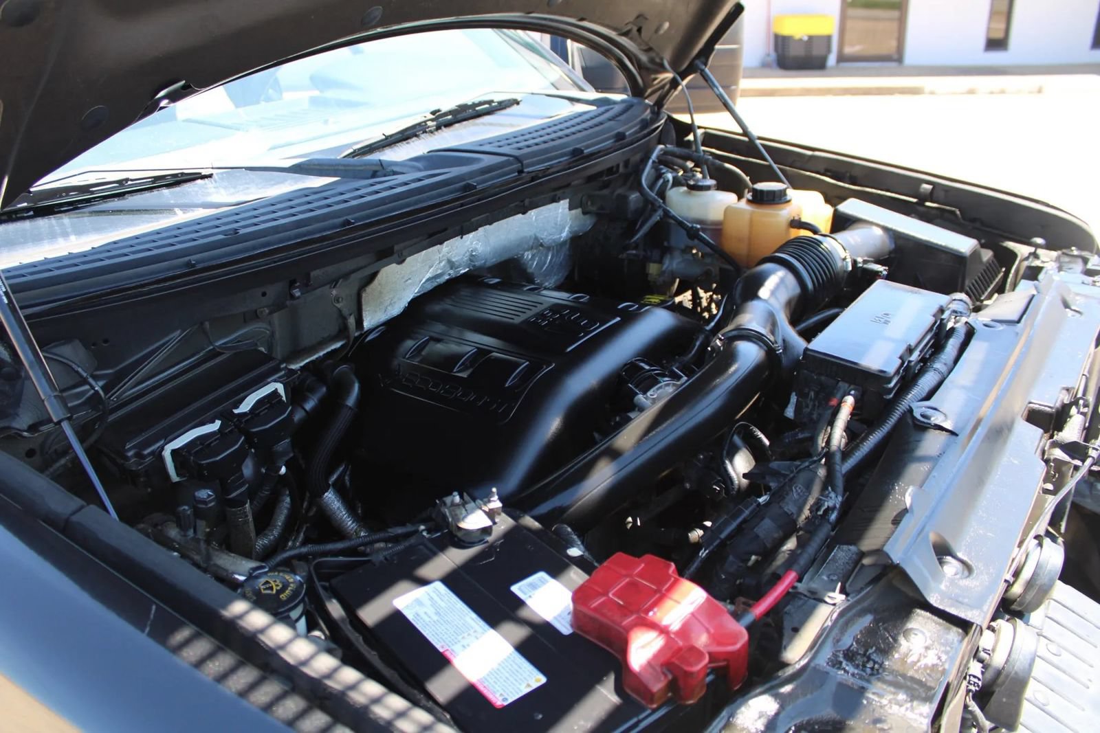Used 2011 Ford F150 XLT AWD/4WD image 20
